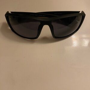 Verdster Polarized Lens Black Sunglasses with Case and bag